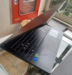 New Laptop MSI MSI Sword 15 16GB Intel Core I7 SSD 512GB