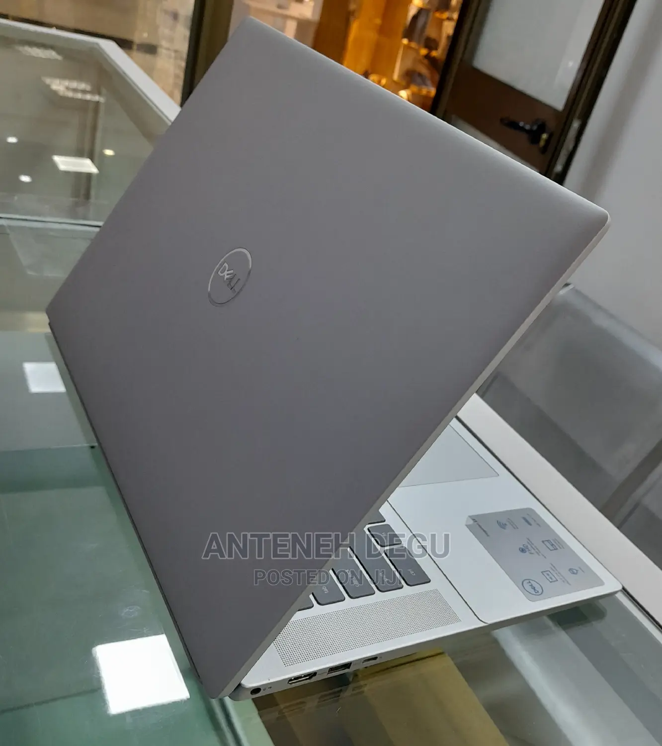 New Laptop Dell Inspiron 15 16GB Intel Core I7 SSD 512GB