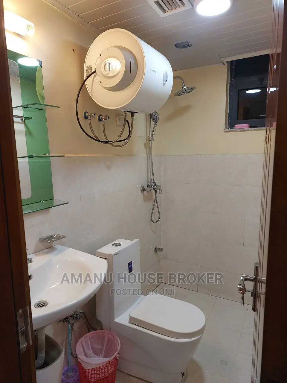 Office ,Urgent for Rent 30sqm,80sqm,70sqm