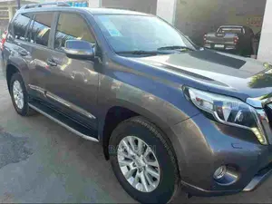 Toyota Land Cruiser Prado 2015 Gray