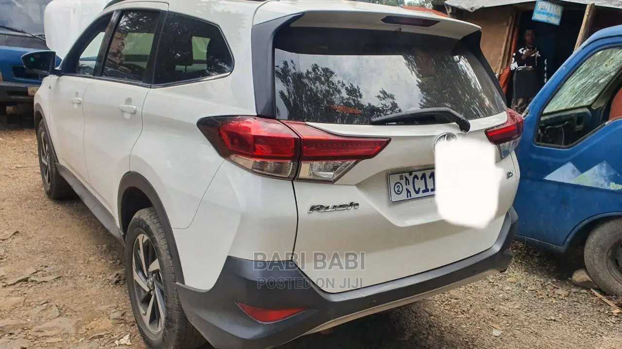 Toyota Rush 2021 White