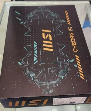 New Laptop MSI 8GB Intel Core I7 SSD 1T