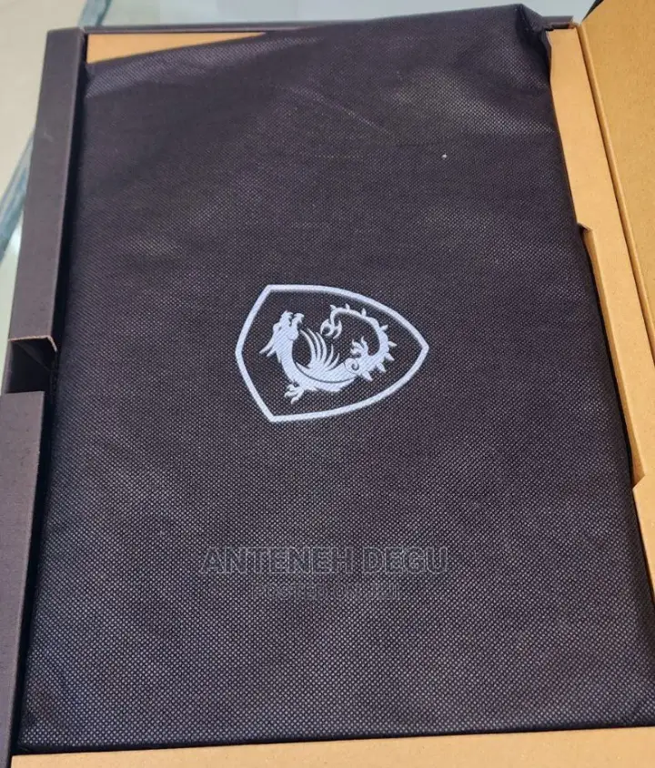New Laptop MSI 8GB Intel Core I7 SSD 1T
