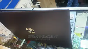 New Laptop HP Pavilion 15 8GB Intel Core I7 SSD 512GB