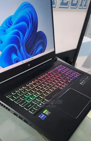 New Laptop Acer Predator Helios 300 16GB Intel Core I9 SSD 512GB