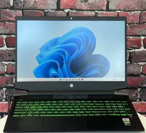 New Laptop HP Pavilion 15 8GB Intel Core I5 SSD 256GB