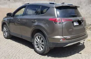 Toyota RAV4 2017