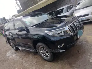 Toyota Land Cruiser Prado 2018 Black