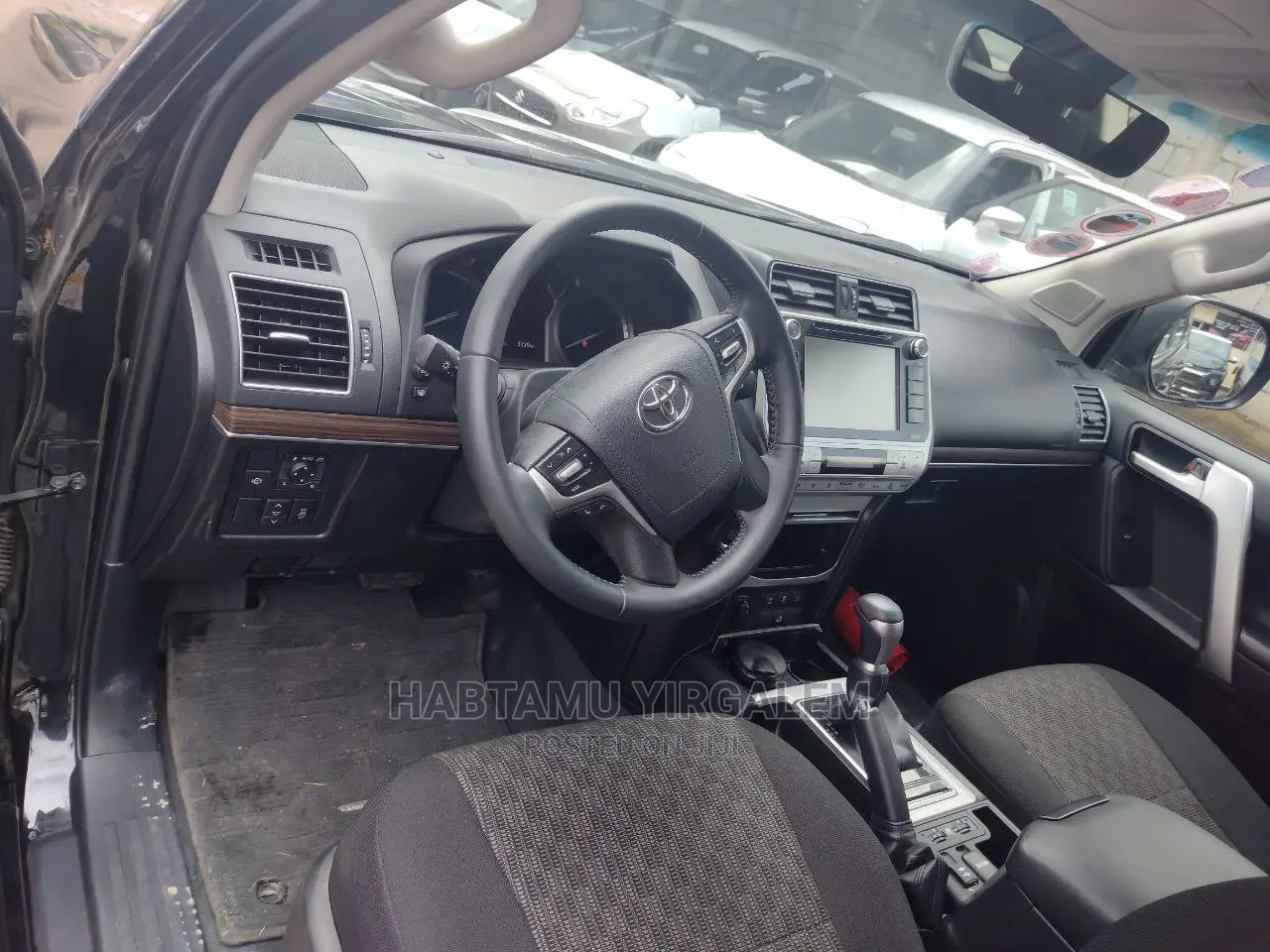 Toyota Land Cruiser Prado 2018 Black