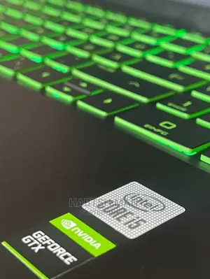 New Laptop HP Pavilion 15 8GB Intel Core I5 SSD 256GB