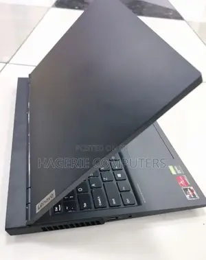 New Laptop Lenovo Legion 5 8GB AMD Ryzen 5 SSD 256GB