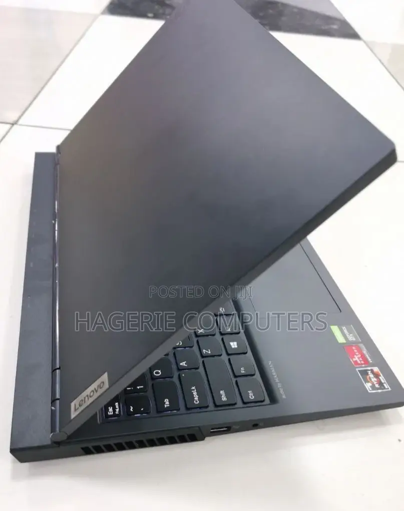 New Laptop Lenovo Legion 5 8GB AMD Ryzen 5 SSD 256GB