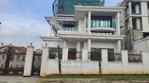 6bdrm House in Addis Abeba, Bole for sale
