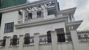 6bdrm House in Addis Abeba, Bole for sale