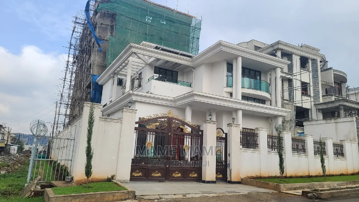 6bdrm House in Addis Abeba, Bole for sale