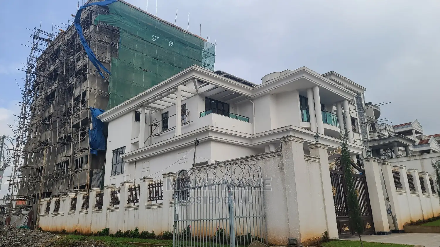 6bdrm House in Addis Abeba, Bole for sale