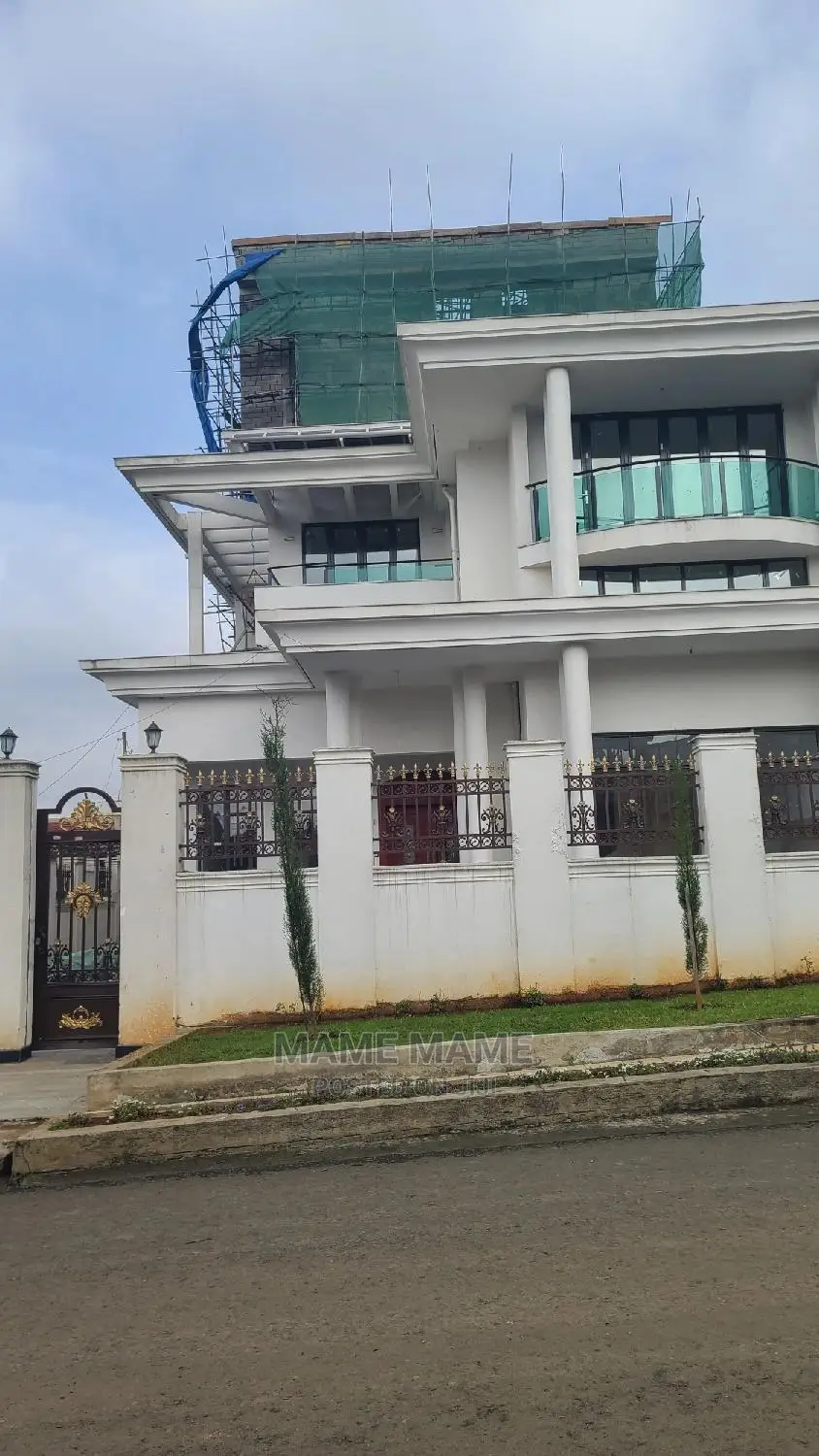6bdrm House in Addis Abeba, Bole for sale