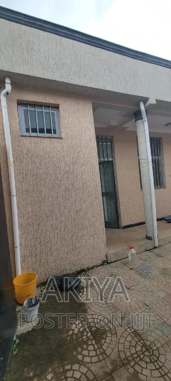 4bdrm House in House, Oromia-Finfinne for sale