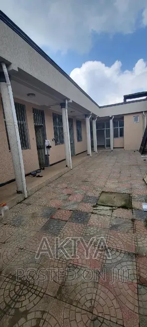 4bdrm House in House, Oromia-Finfinne for sale