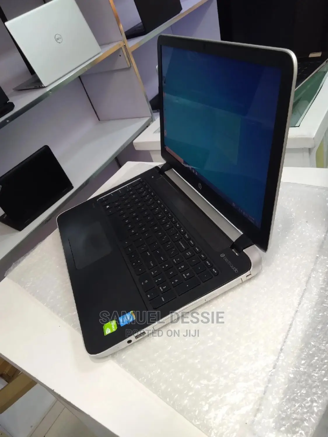 New Laptop HP Pavilion 15 8GB Intel Core I7 HDD 1T