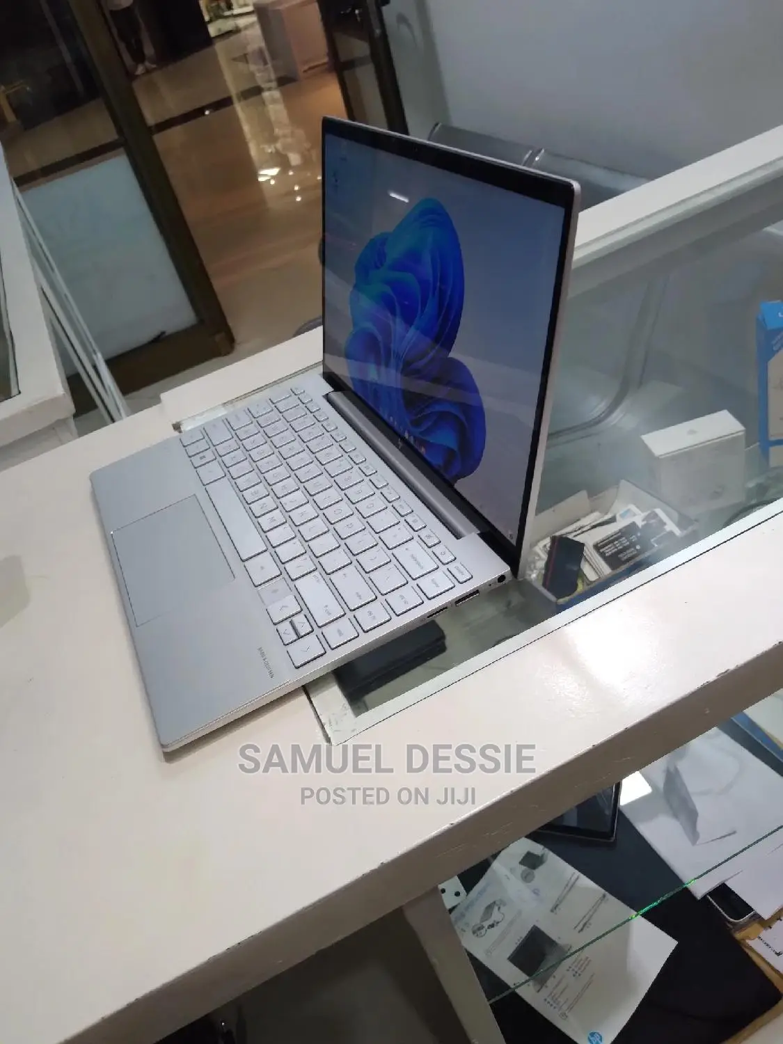 New Laptop HP Envy 14 16GB Intel Core I7 SSD 1T