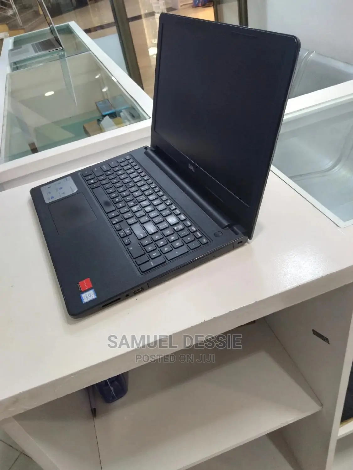 New Laptop Dell Inspiron 15 8GB Intel Core I5 HDD 1T