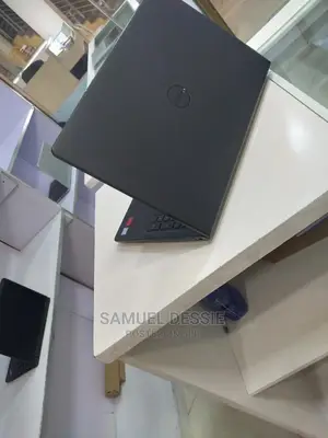 New Laptop Dell Inspiron 15 8GB Intel Core I5 HDD 1T