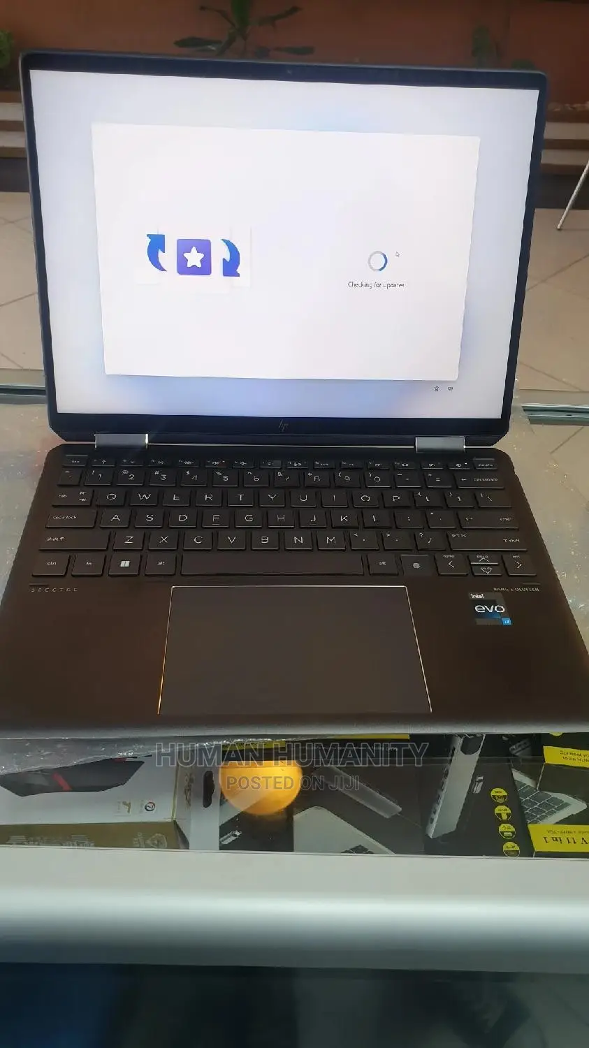 New Laptop HP Spectre X360 13 16GB Intel Core i7 SSD 1T