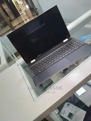 New Laptop HP Spectre 16GB Intel Core I7 SSD 512GB