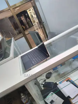 New Laptop HP Spectre 16GB Intel Core I7 SSD 512GB