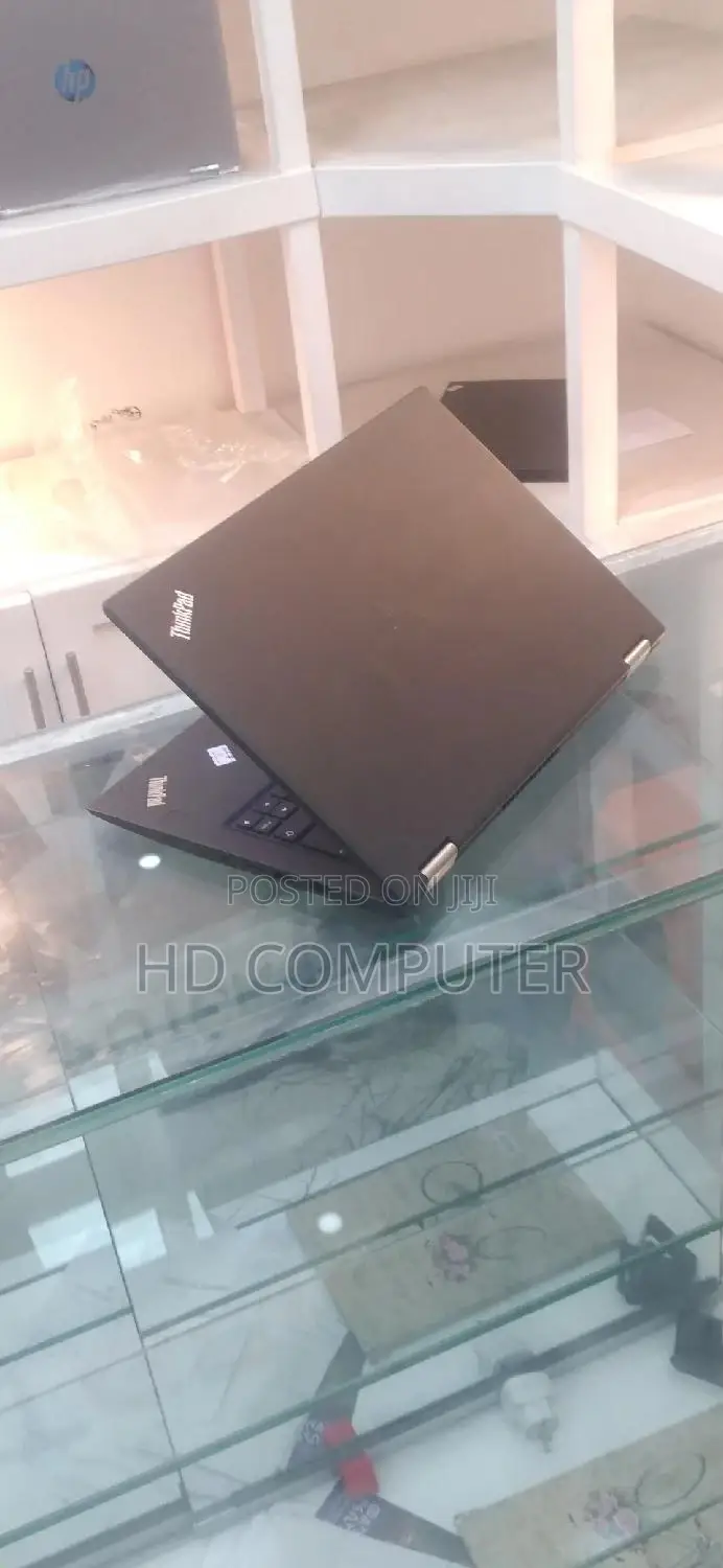 New Laptop Lenovo ThinkPad Yoga 370 8GB Intel Core I5 SSD 512GB