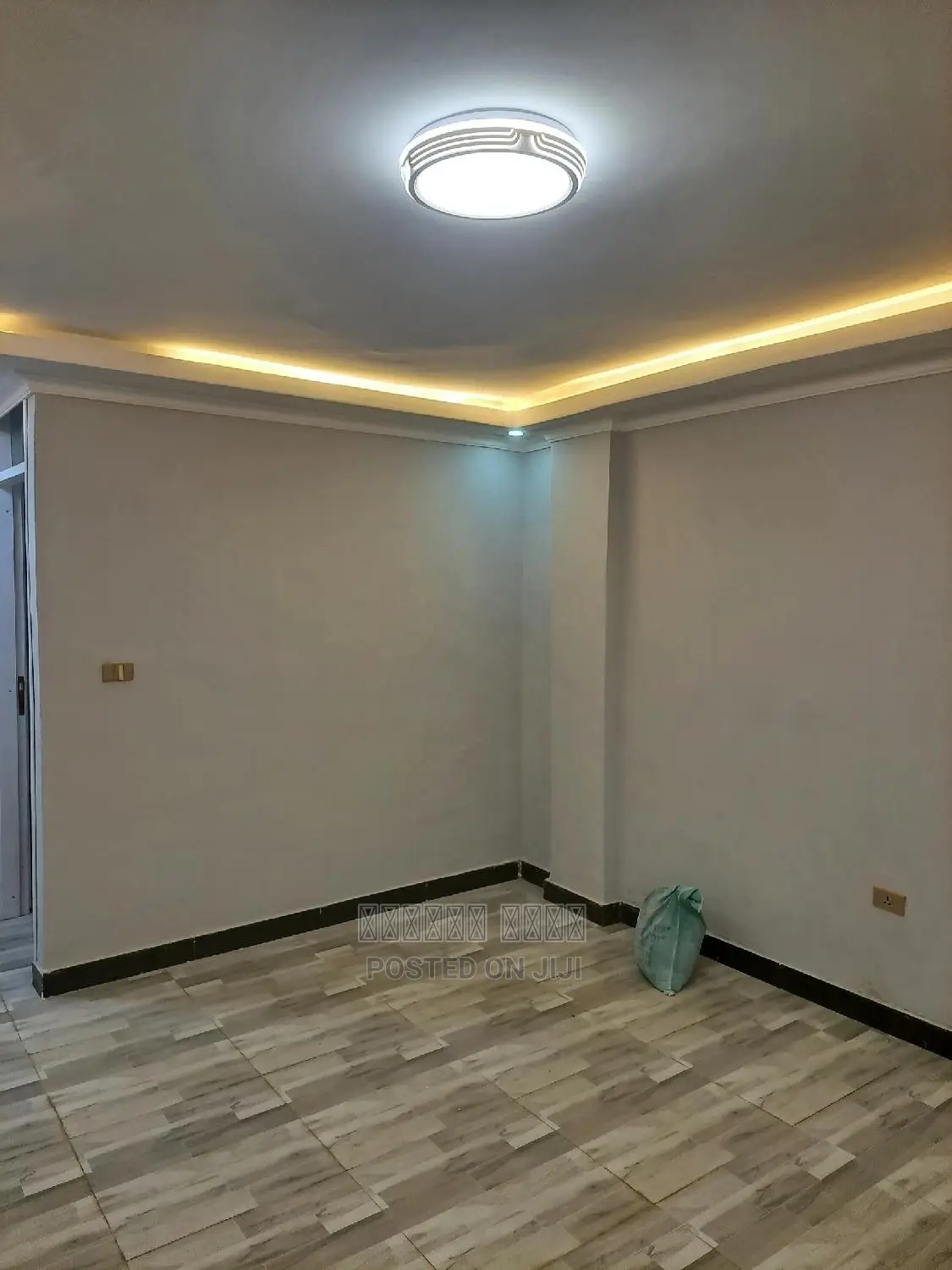 Furnished 1bdrm Condo in #ሰሚት ኮንዶሚኒየም, Bole for sale