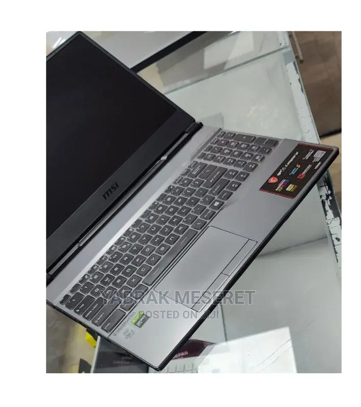 New Laptop MSI 16GB Intel Core I7 SSD 512GB