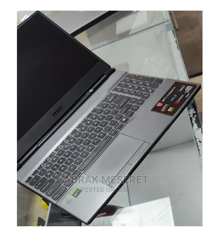 New Laptop MSI 16GB Intel Core I7 SSD 512GB