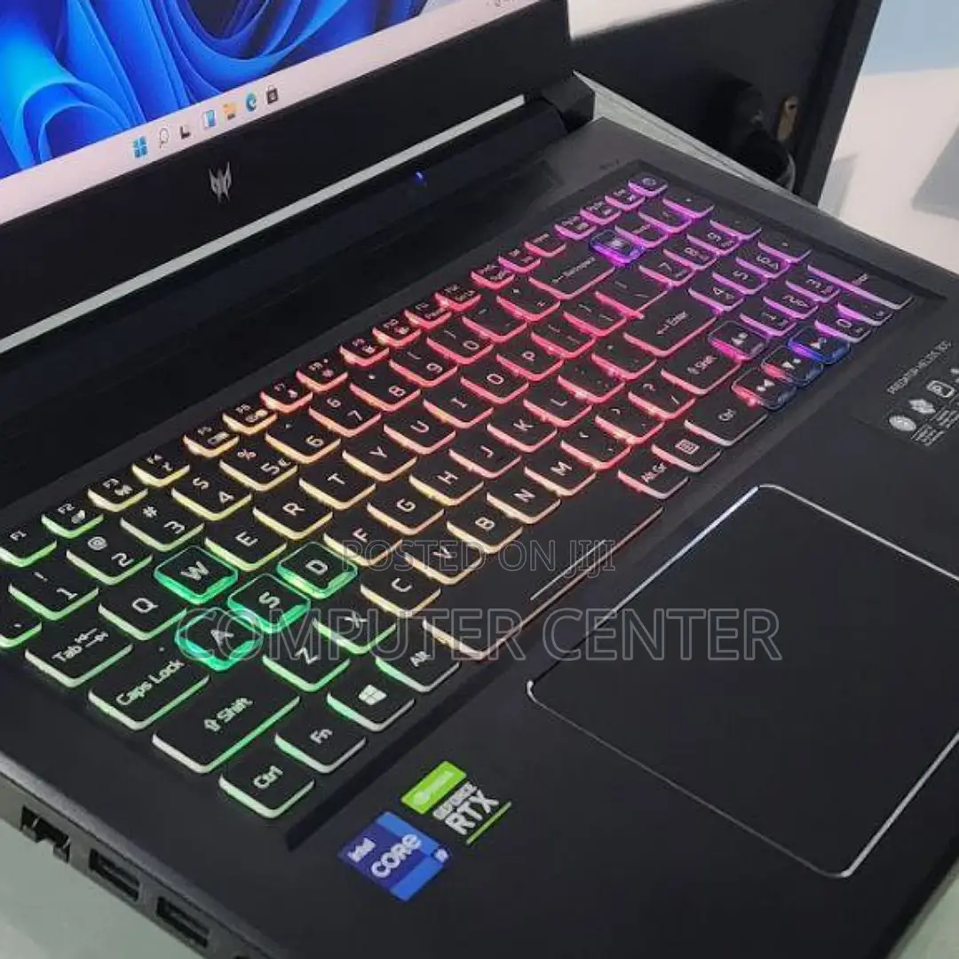 New Laptop Acer Predator Helios 300 16GB Intel Core I9 SSD 512GB