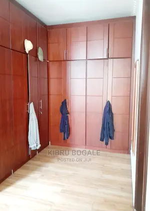 9bdrm House in Samit, Bole for sale