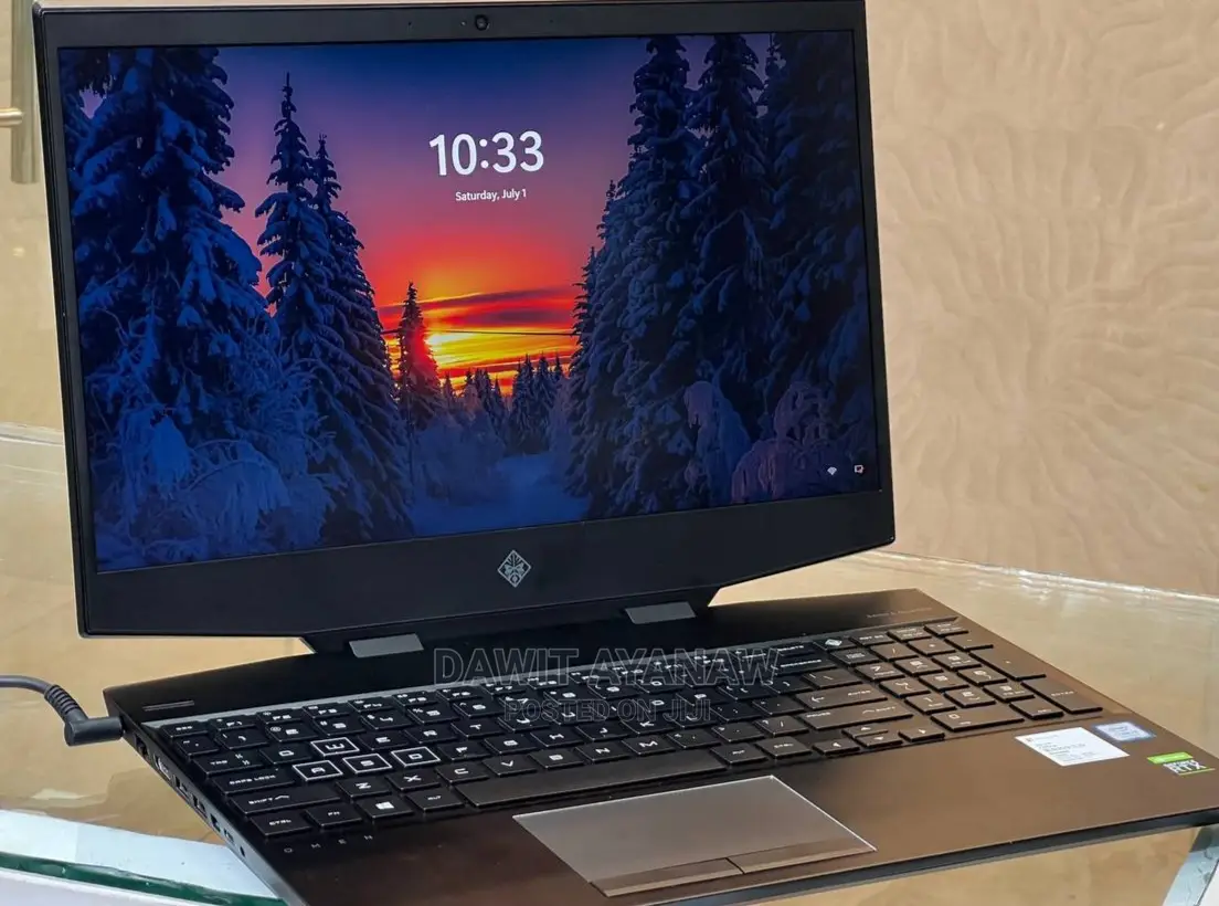 New Laptop HP 15-Dy1031wm 8GB Intel Core I7 HDD+SSD 256GB
