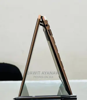 Photo - New Laptop HP Spectra 13 8GB Intel Core I7 SSD 1T