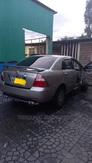 Toyota Corolla 2006 Silver