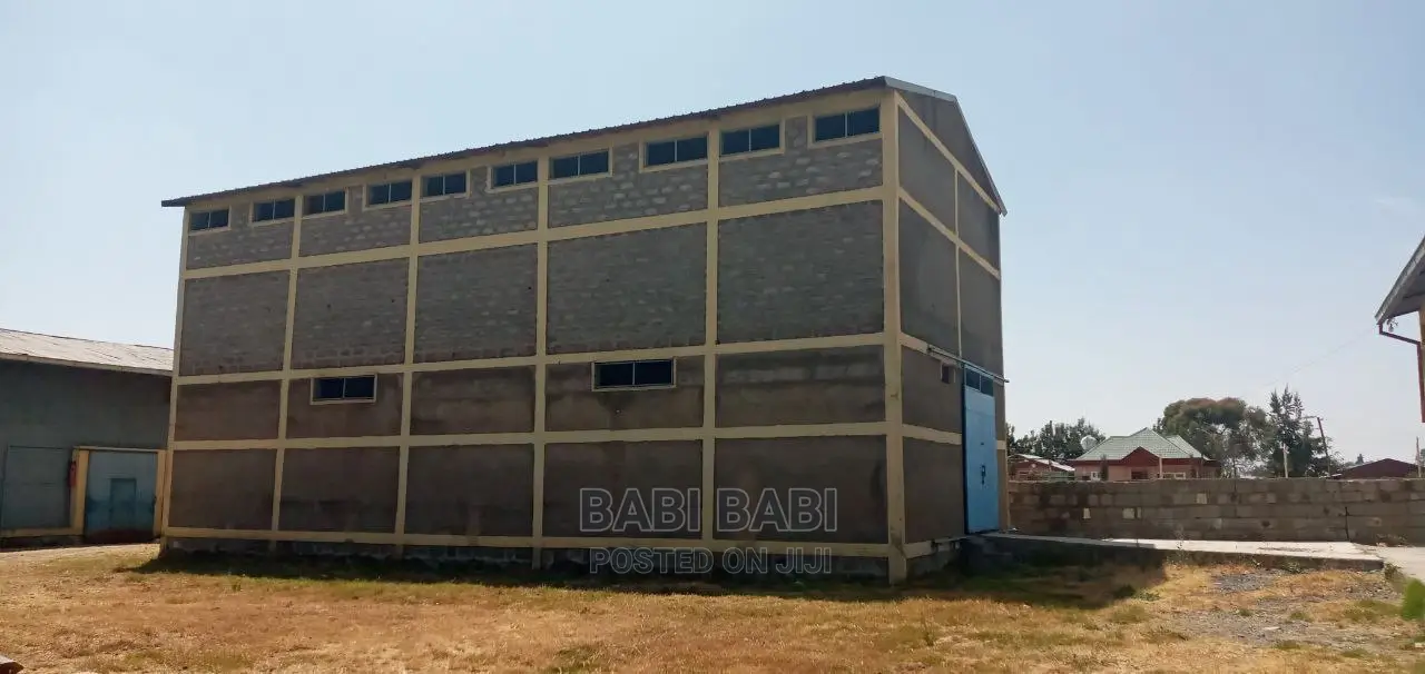 ለሽያጭ የወጣ 5000ካሬ 2-መጋዘን አስቸኳይ