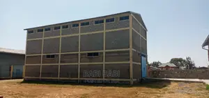 ለሽያጭ የወጣ 5000ካሬ 2-መጋዘን አስቸኳይ