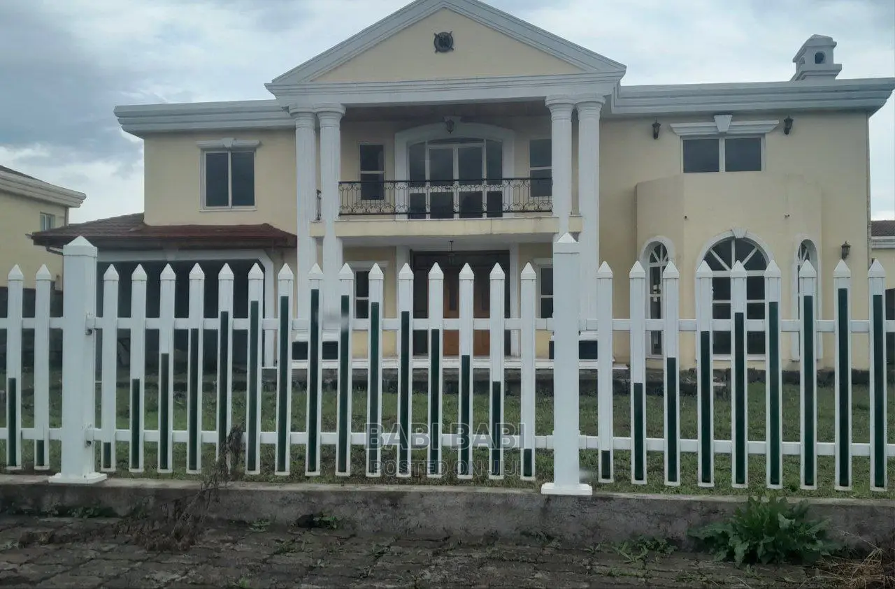 6bdrm House in Ccd, Yeka for sale