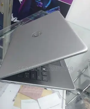 New Laptop HP 16GB AMD Ryzen 3 SSD 512GB