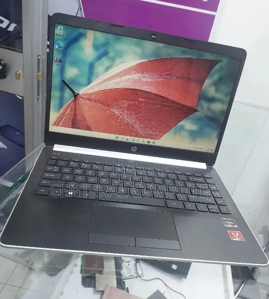 New Laptop HP 16GB AMD Ryzen 3 SSD 512GB
