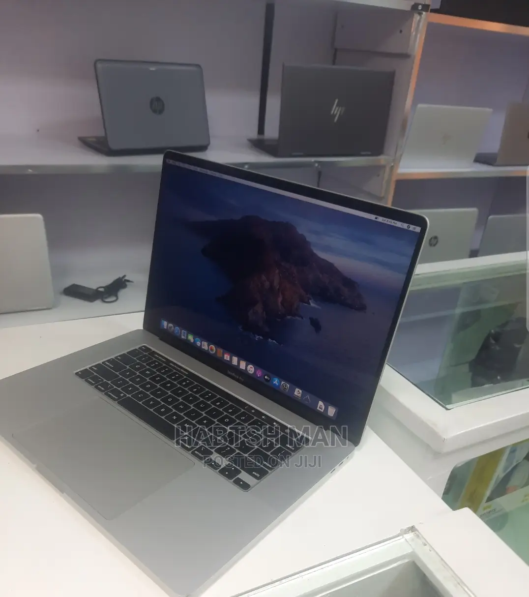 New Laptop Apple MacBook Pro 2019 32GB Intel Core I9 SSD 1T
