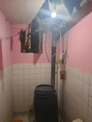 1bdrm Condo in 49 Condominium, Bole for sale