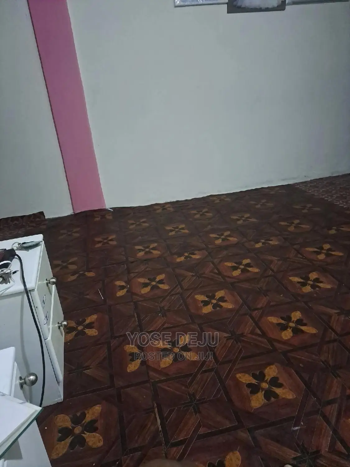 1bdrm Condo in 49 Condominium, Bole for sale