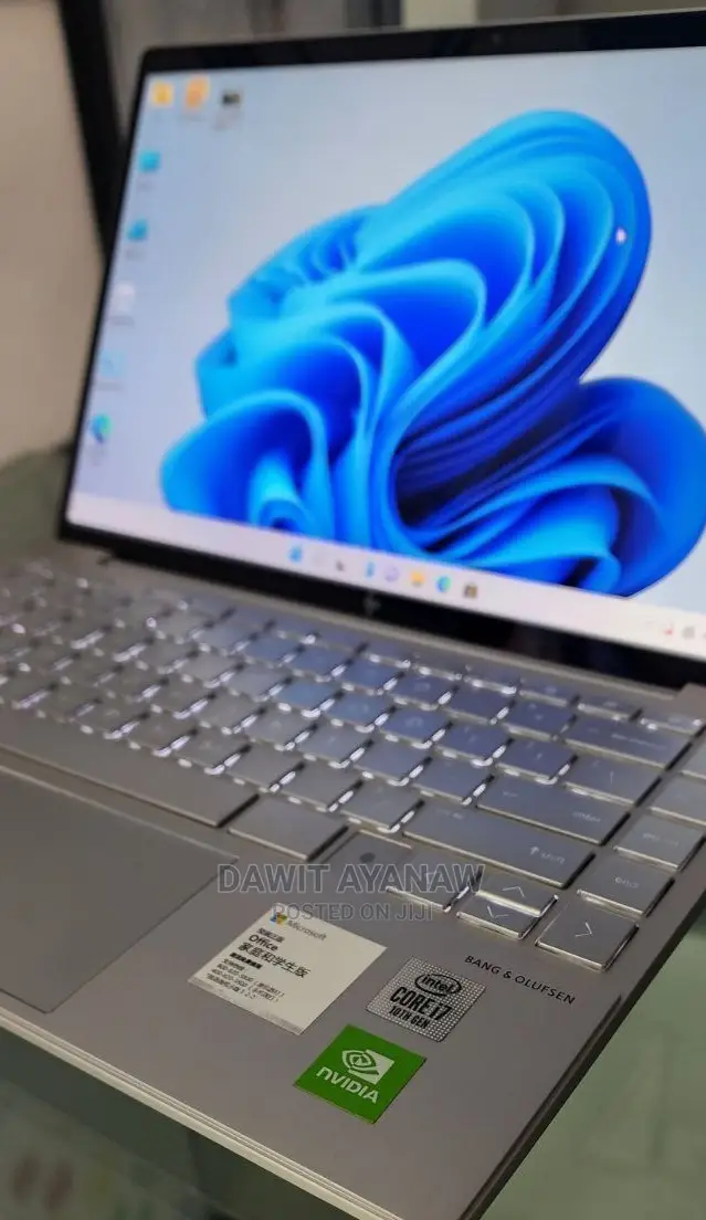 New Laptop HP Envy 14 8GB Intel Core I7 SSD 512GB