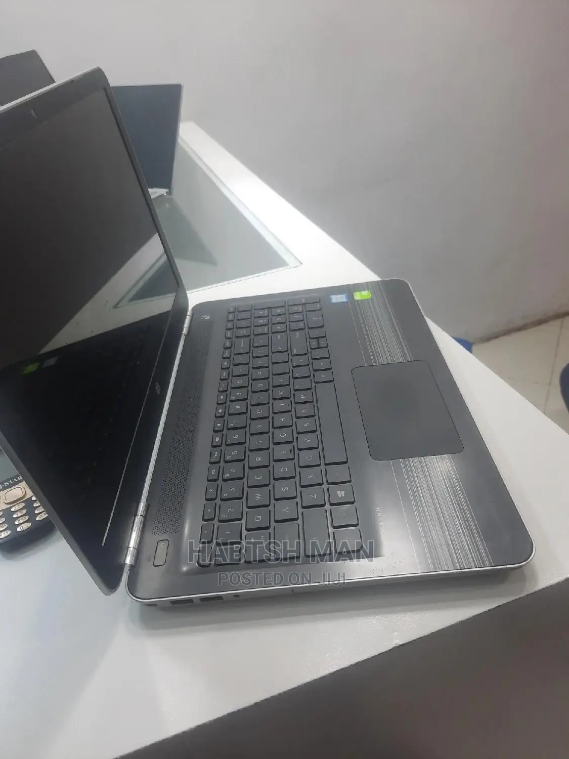 New Laptop HP Pavilion 15 8GB Intel Core I5 HDD 1T