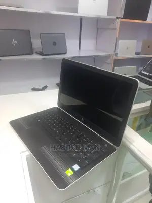 New Laptop HP Pavilion 15 8GB Intel Core I5 HDD 1T